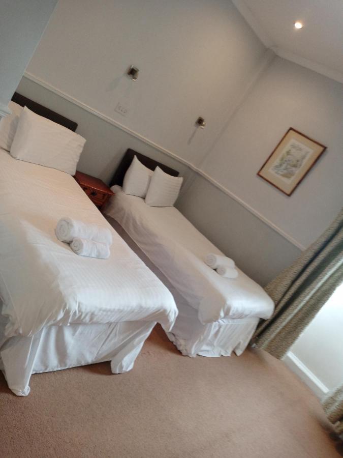Blue Bell Hotel Belford Luaran gambar