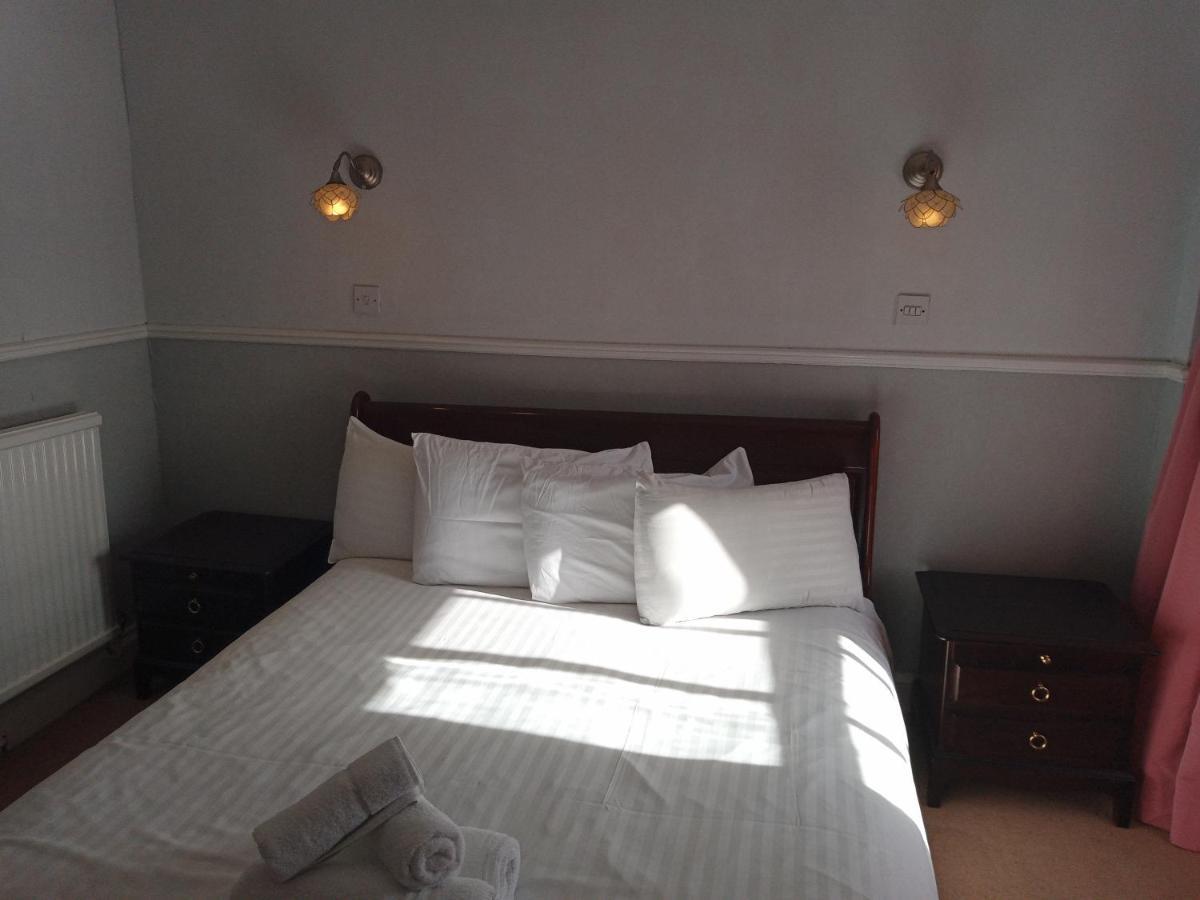Blue Bell Hotel Belford Luaran gambar